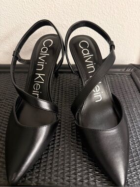 Calvin Klein Black Pointed Slingback Pumps with Crisscross Straps